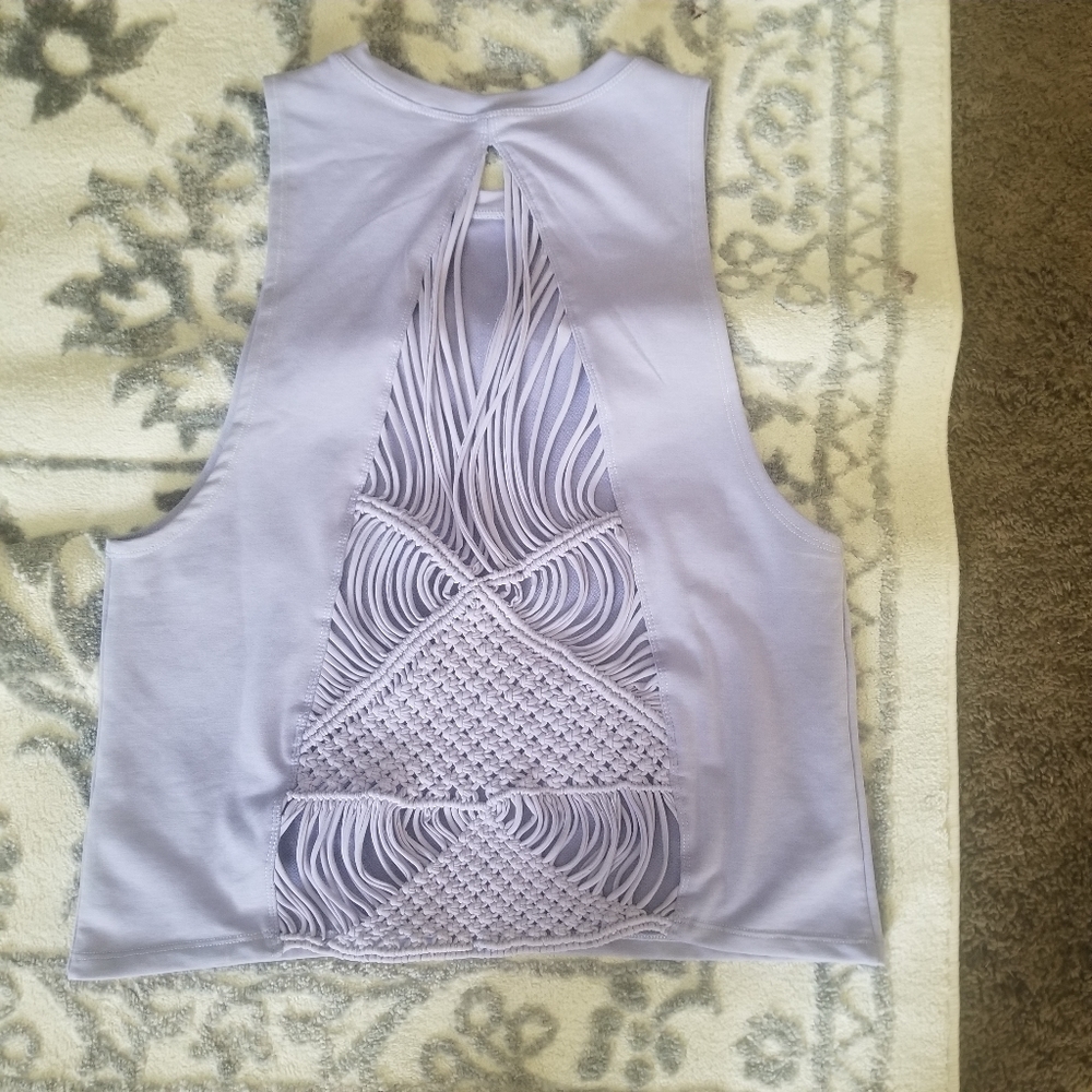 Carbon 38 top